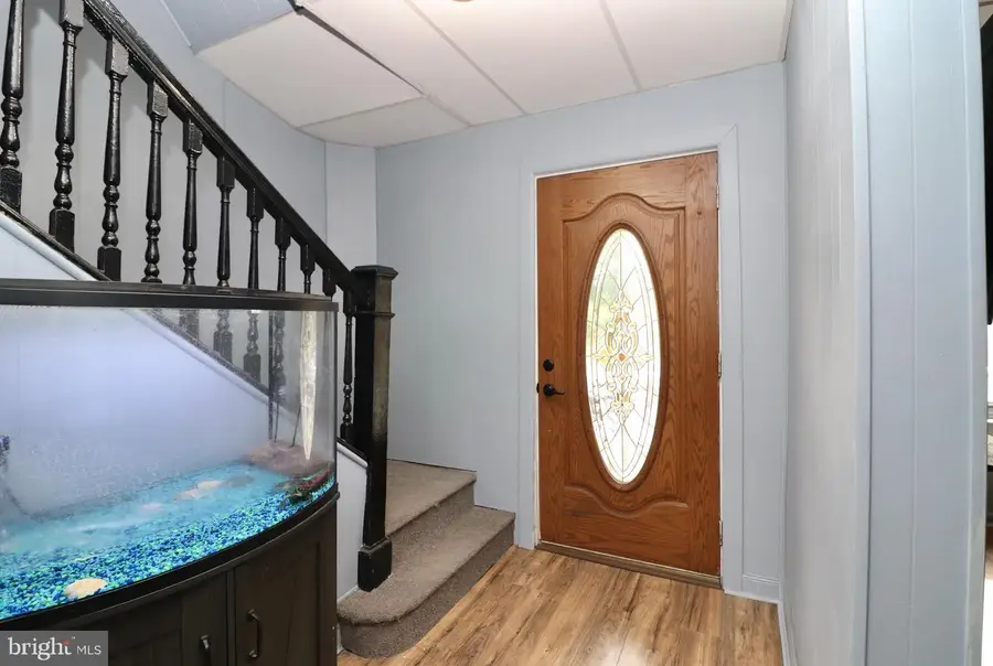 16 Cedar St, Marcus Hook, PA 19061 - #2