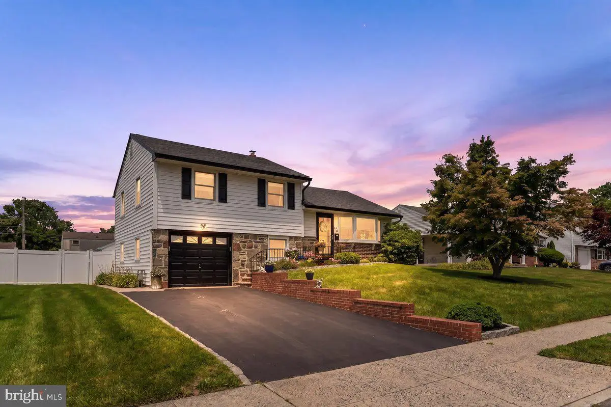 240 Talbot Dr, Broomall, PA 19008 - #1