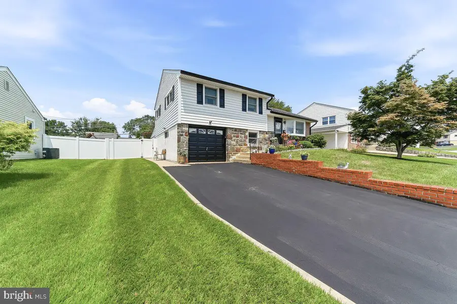 240 Talbot Dr, Broomall, PA 19008 - #3