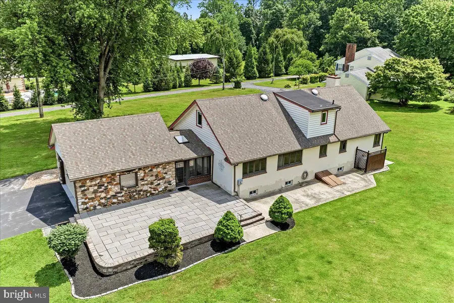 2732 Old Cedar Grove Rd, Broomall, PA 19008 - #3