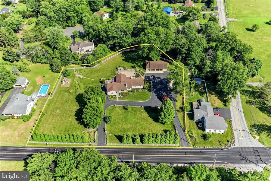 3190 Foulk Rd, Garnet Valley, PA 19060 - #2