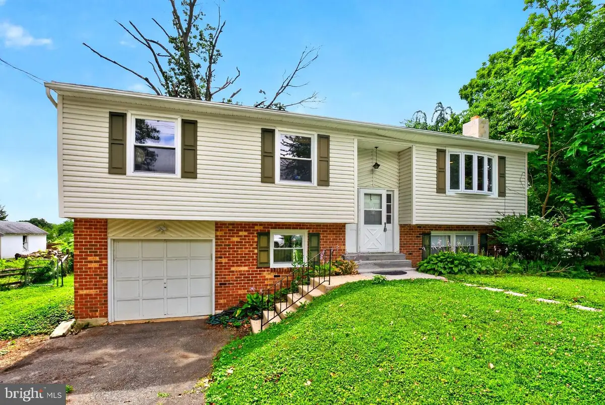 1745 Larkin Rd, Upper Chichester, PA 19061 - #1