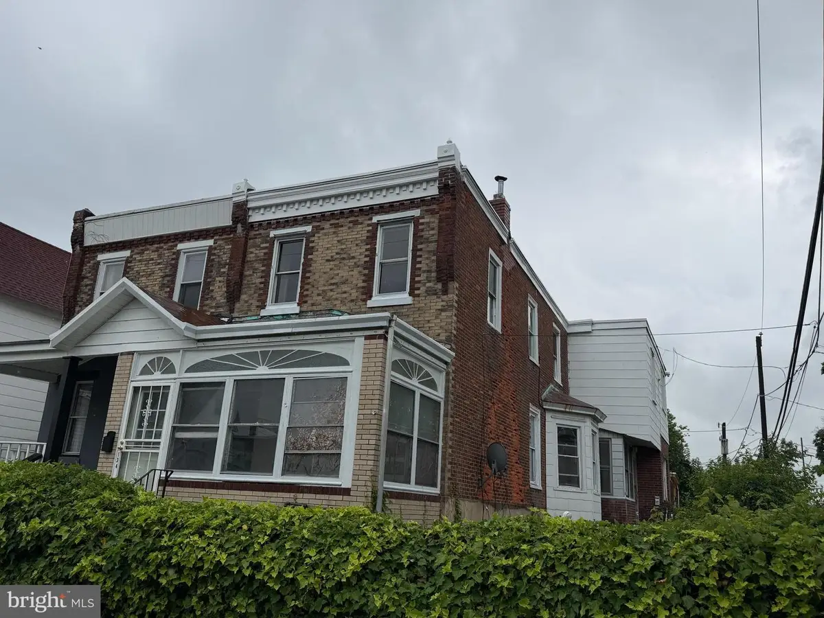 134 Walnut St, Darby, PA 19023 - #1