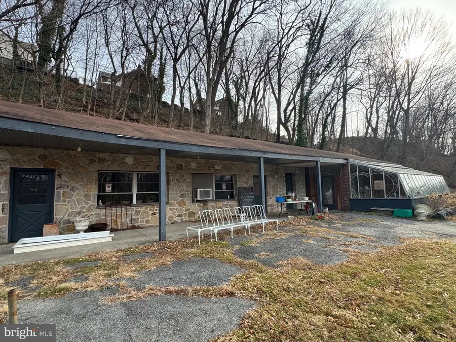 233 Scottdale Rd, Lansdowne, PA 19050 - #3