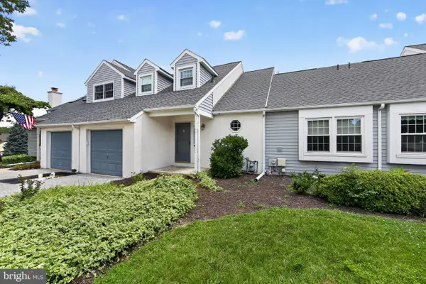 44 Hunters Run, NEWTOWN SQUARE, PA 19073