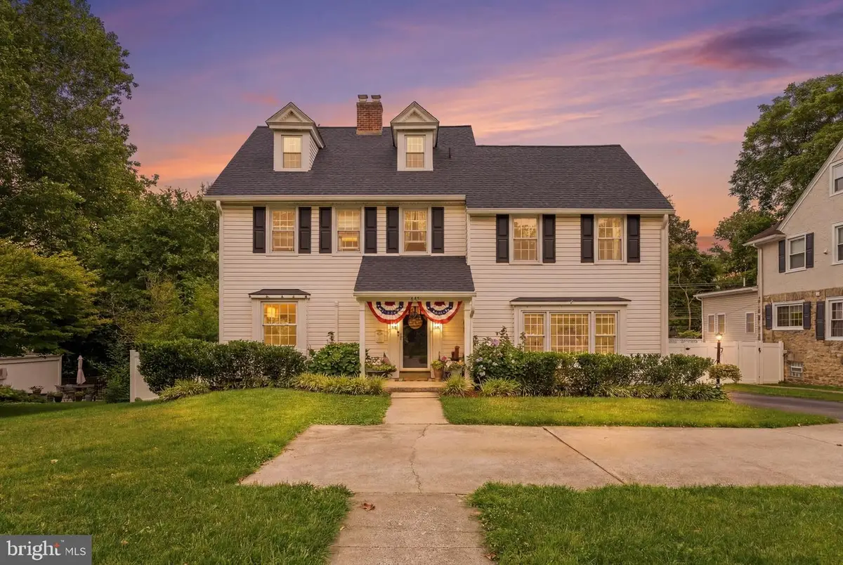 125 N Rolling Rd, Springfield, PA 19064 - #1