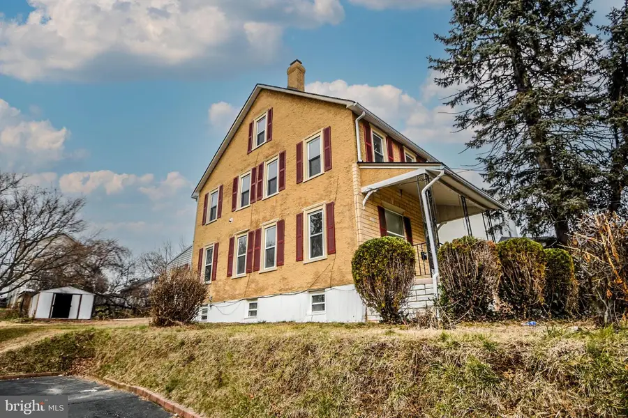 3817 Dennison Ave, Drexel Hill, PA 19026 - #2