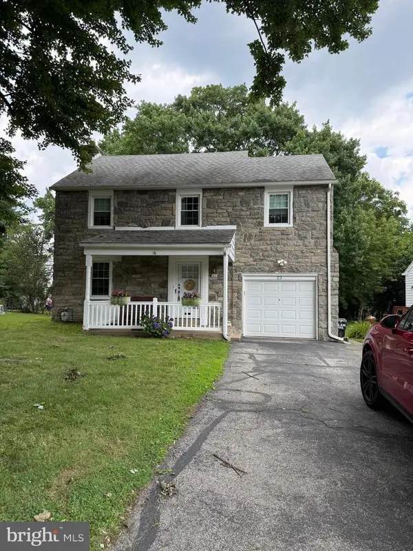 23 W Woodland Ave, SPRINGFIELD, PA 19064