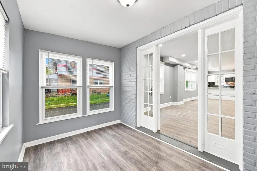 216 Woodlawn Ave, Collingdale, PA 19023 - #3