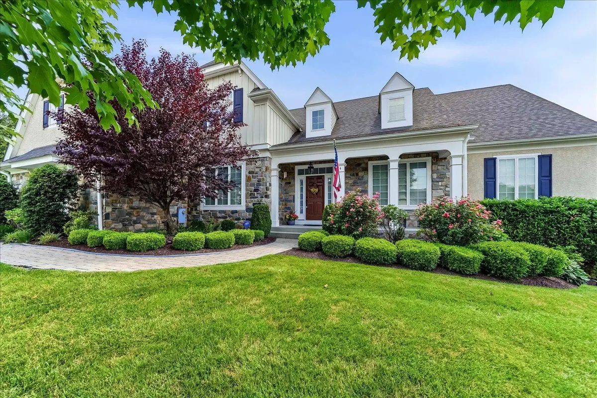 4 Wellfleet Ln, Glen Mills, PA 19342 - #1