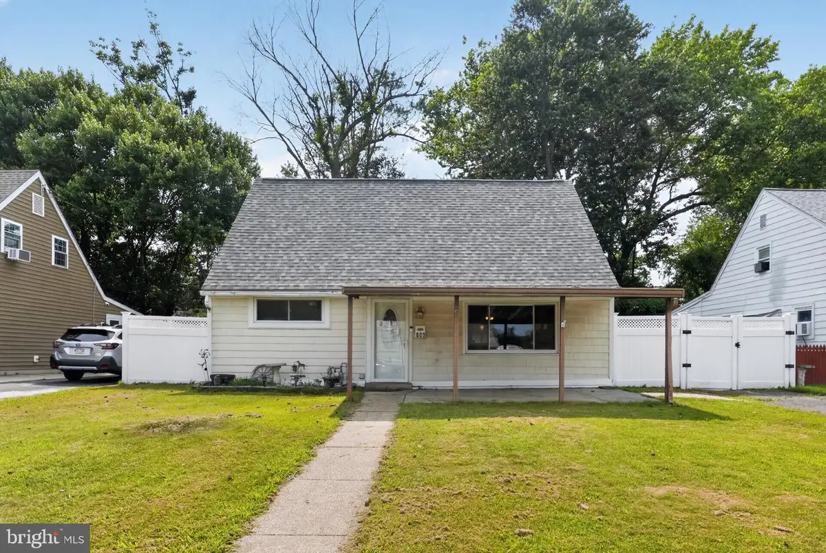 809 Quince Ln, Secane, PA 19018 - #1