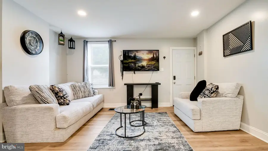 4 3rd St, Brookhaven, PA 19015 - #3