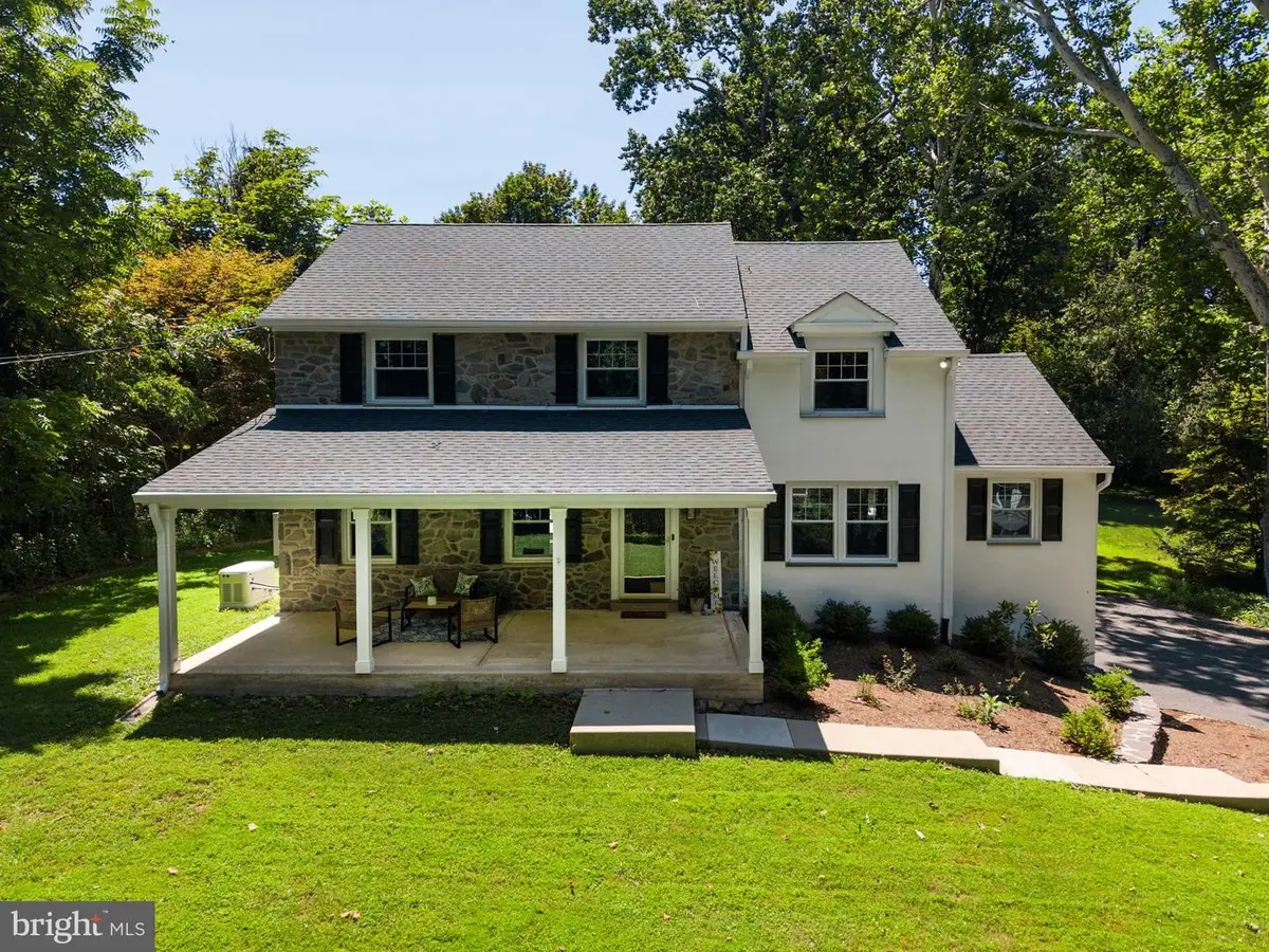 61 Chapel Hill Rd, Media, PA 19063 - #1