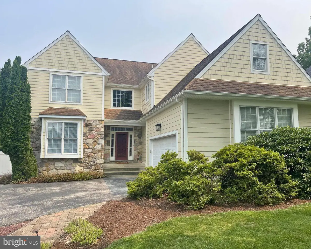 305 Langford Rd, Broomall, PA 19008 - #1