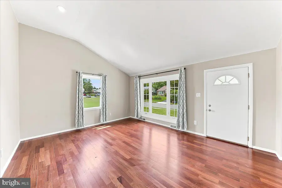 106 Marianville Rd, Aston, PA 19014 - #3