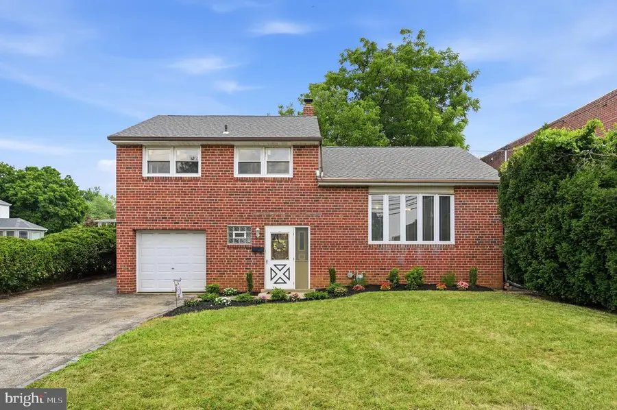 707 Ashland Ave, Clifton Heights, PA 19018 - #2