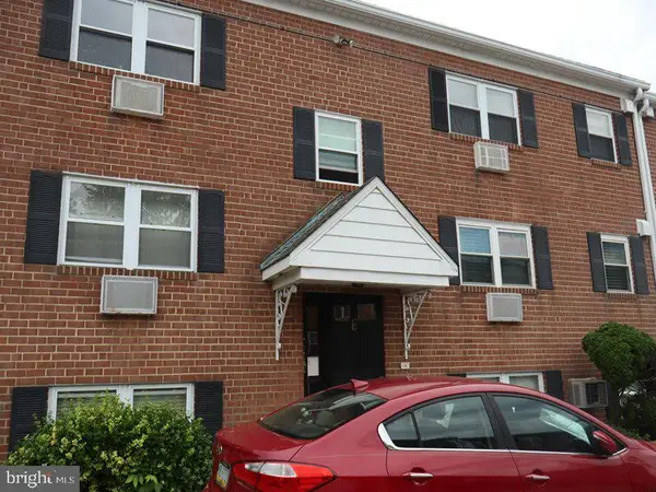 1 Radnor Dr #e-4, NEWTOWN SQUARE, PA 19073