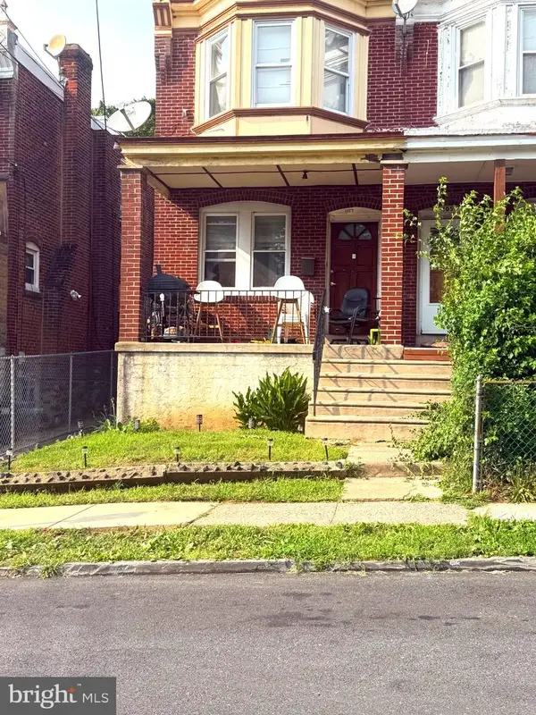 1107 Pine St, DARBY, PA 19023