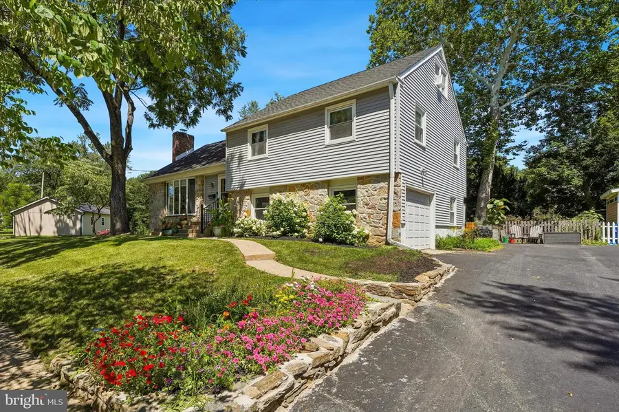 411 Drexel Pl, Swarthmore, PA 19081 - #2