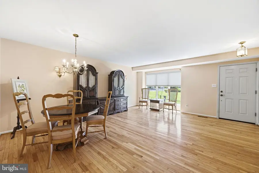 502 Williamson Cir, Media, PA 19063 - #3