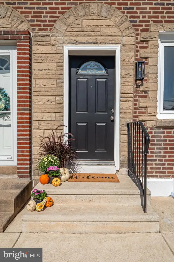 330 Gramercy Dr, Clifton Heights, PA 19018 - #3