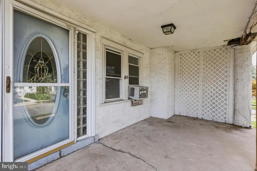 667 Rose St, Lansdowne, PA 19050 - #3