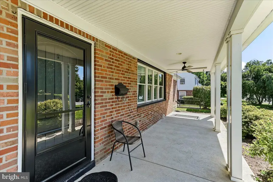 61 Duncan Ln, Springfield, PA 19064 - #2