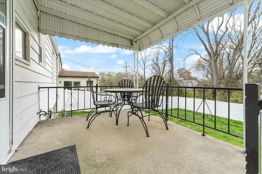 221 W Martin Ln, Norwood, PA 19074 - #2