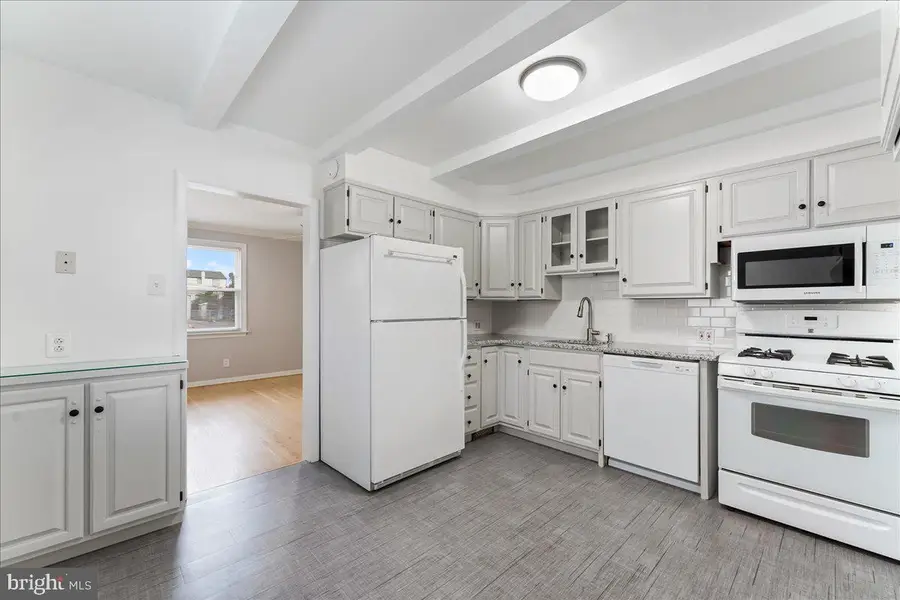 221 W Martin Ln, Norwood, PA 19074 - #3