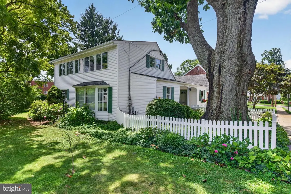107 Summit Rd, Media, PA 19063 - #1