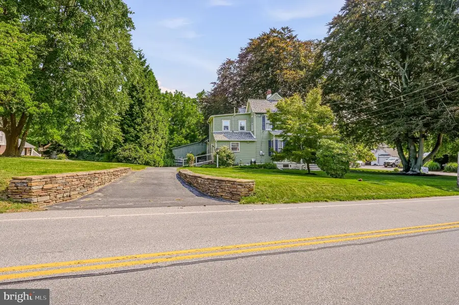 2552 Central Ave, Upper Chichester, PA 19061 - #3