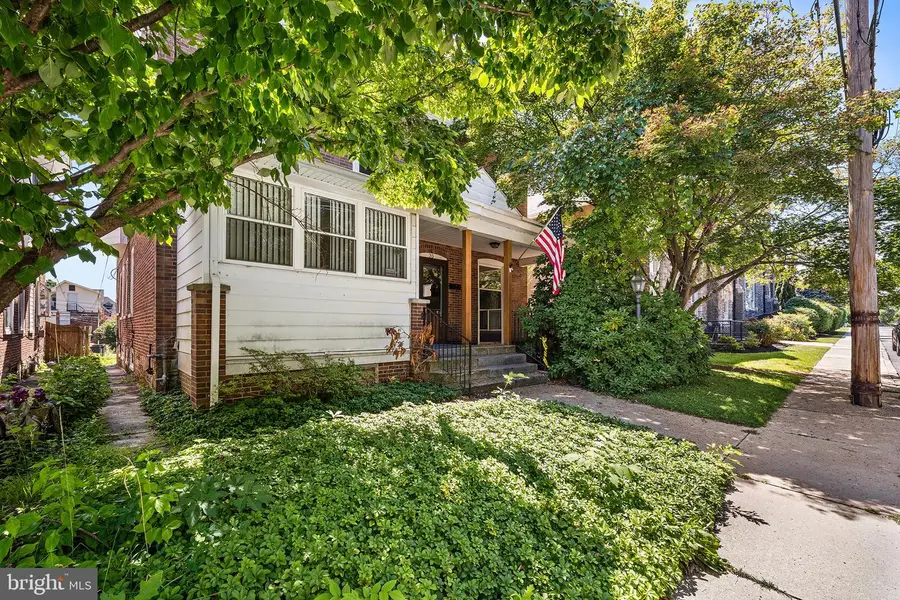 22 E 3rd St, Media, PA 19063 - #3