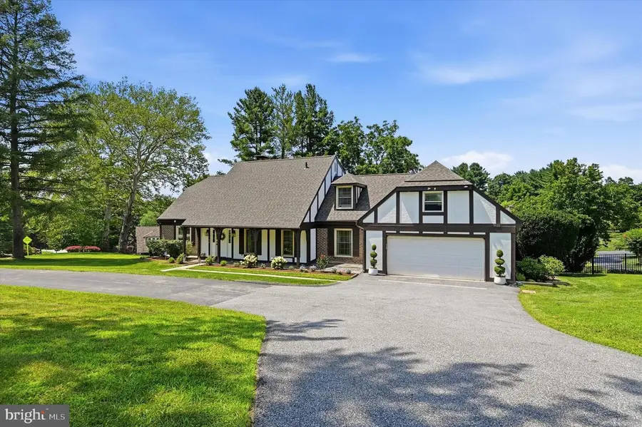 606 Foxfields Rd, Bryn Mawr, PA 19010 - #2
