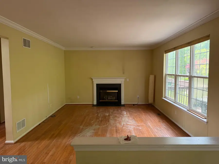 705 Carriage Cir, Upper Chichester, PA 19014 - #3