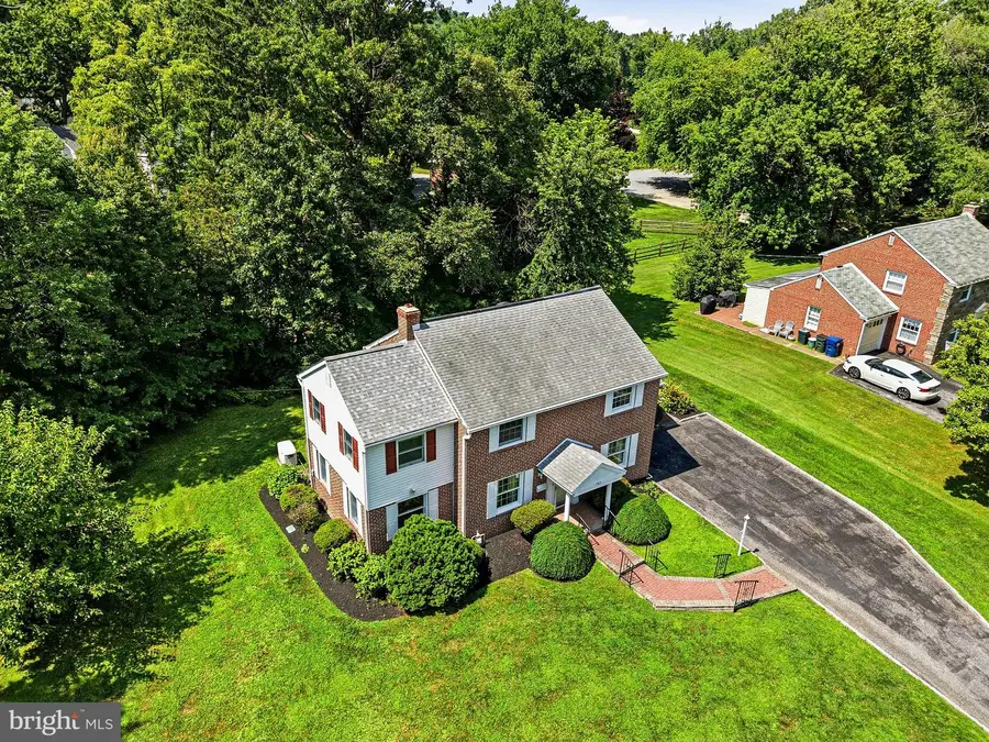 403 Palmers Ln, Wallingford, PA 19086 - #2
