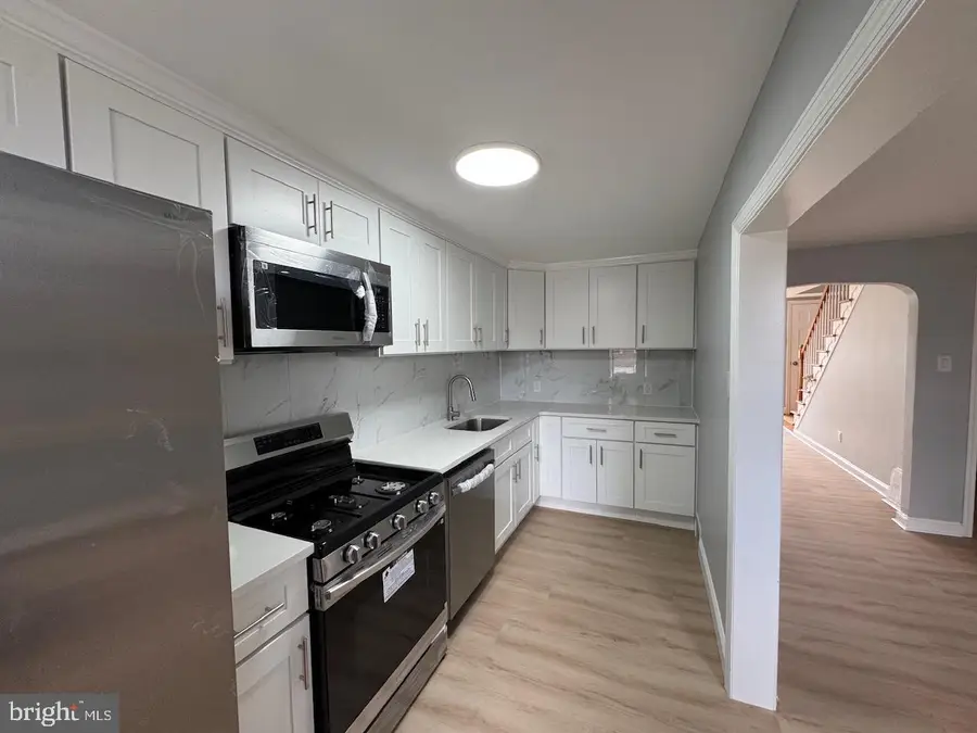 1123 Tremont Dr, Glenolden, PA 19036 - #3