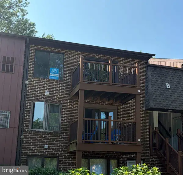 5200 Hilltop Dr #22, BROOKHAVEN, PA 19015