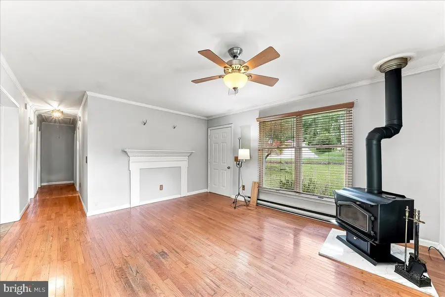 4060 Mount Rd, Aston, PA 19014 - #3
