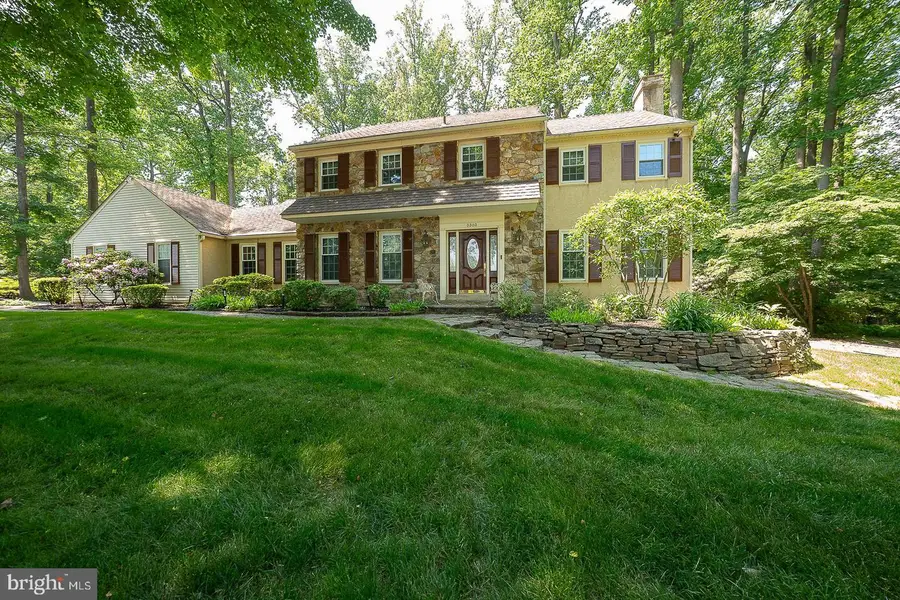 3303 Greene Countrie Dr, Newtown Square, PA 19073 - #2