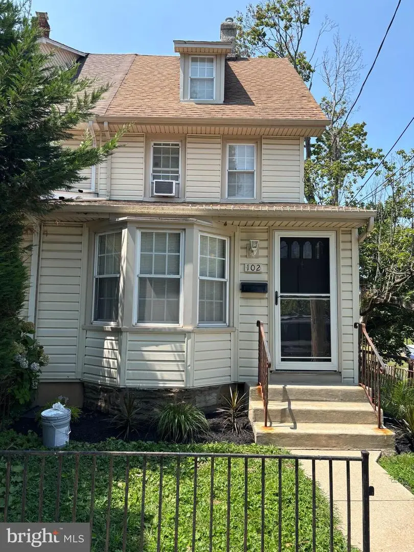 102 Garrett Ave, Bryn Mawr, PA 19010 - #1
