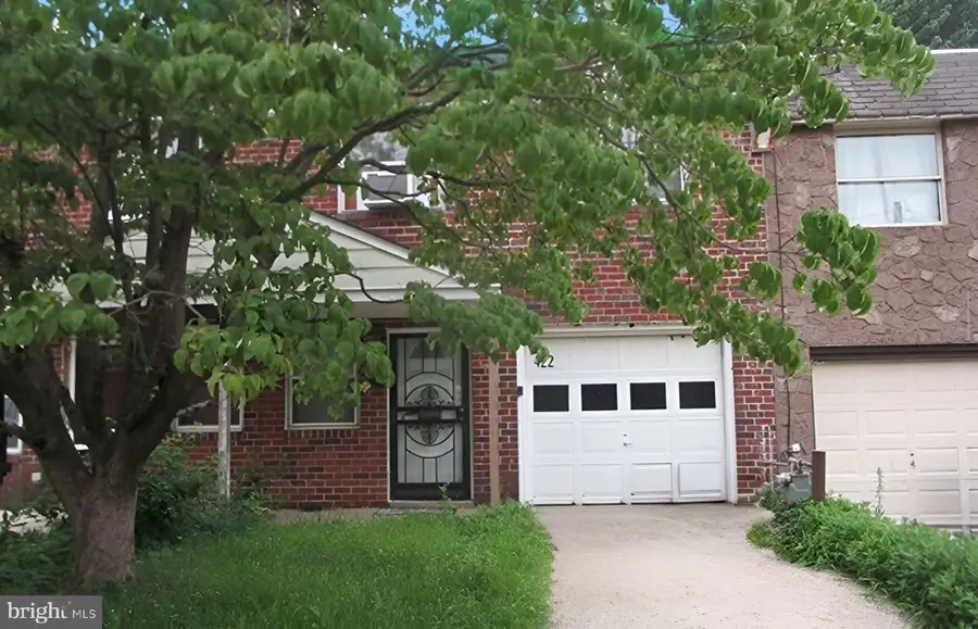 422 Shetland Rd, Darby, PA 19023 - #2