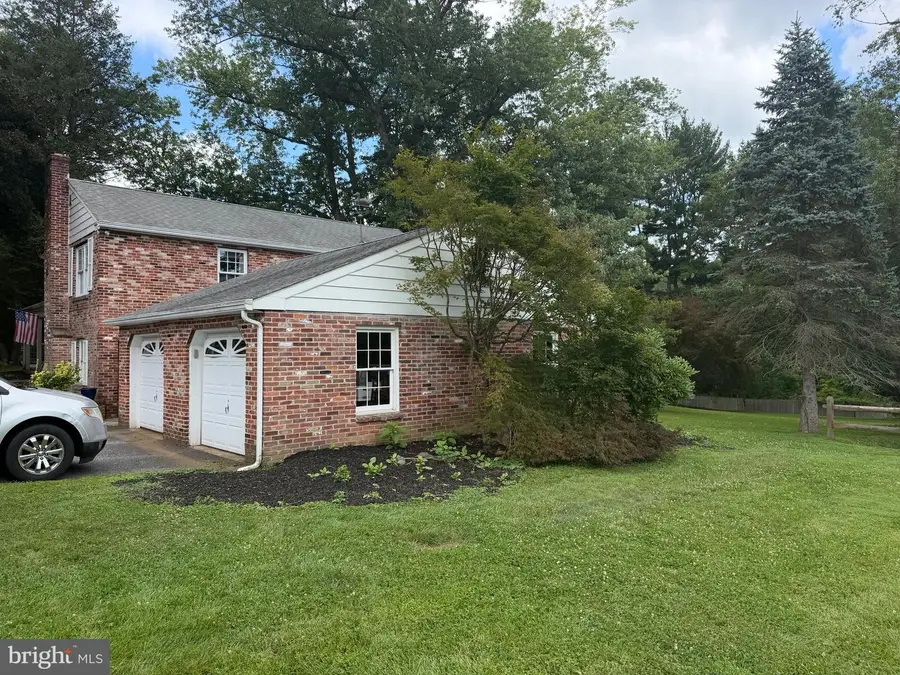 247 Yarmouth Ln, Media, PA 19063 - #2