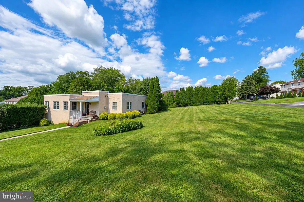 1416 Steel Rd, Havertown, PA 19083 - #1