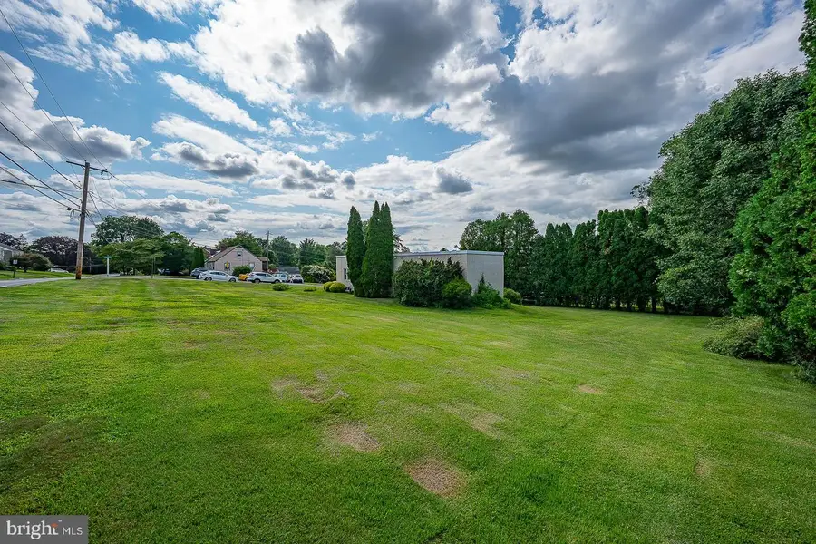 1416 Steel Rd, Havertown, PA 19083 - #2