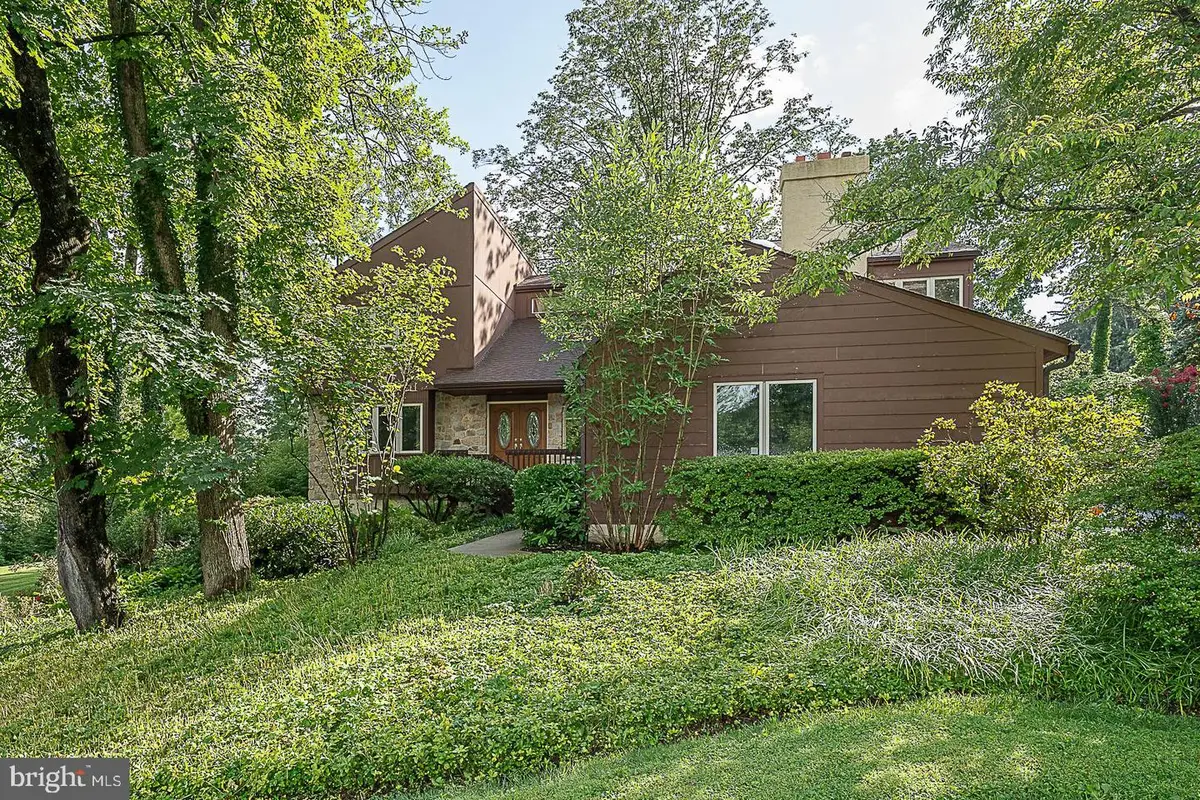214 Cornell Dr, Bryn Mawr, PA 19010 - #1