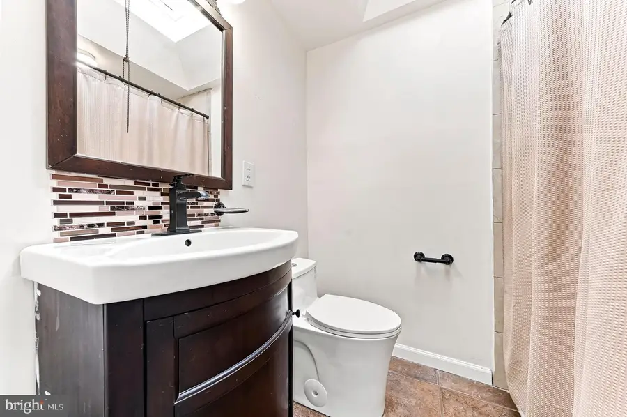 231 W Wyncliffe Ave, Clifton Heights, PA 19018 - #3
