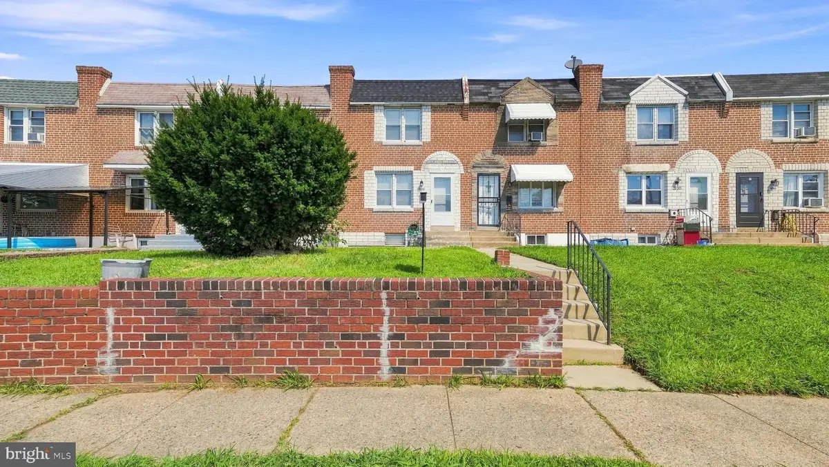 2026 Heather Rd, Folcroft, PA 19032 - #1