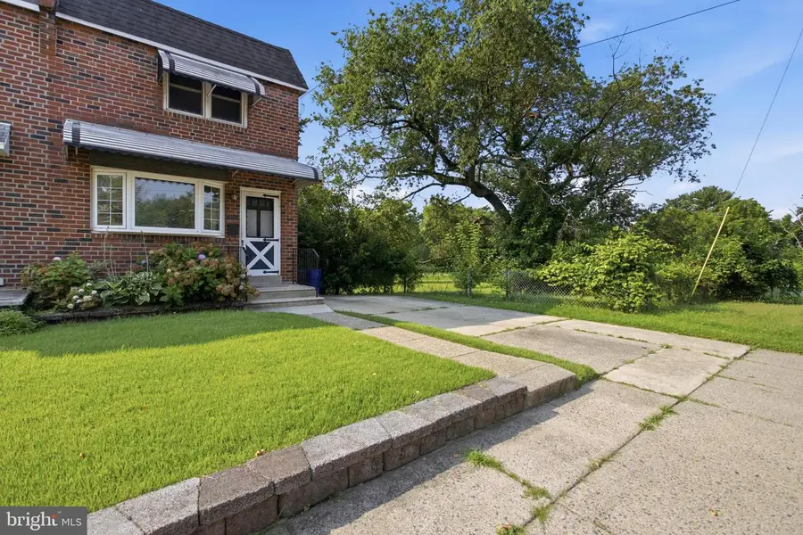 207 S Academy Ave, Glenolden, PA 19036 - #2