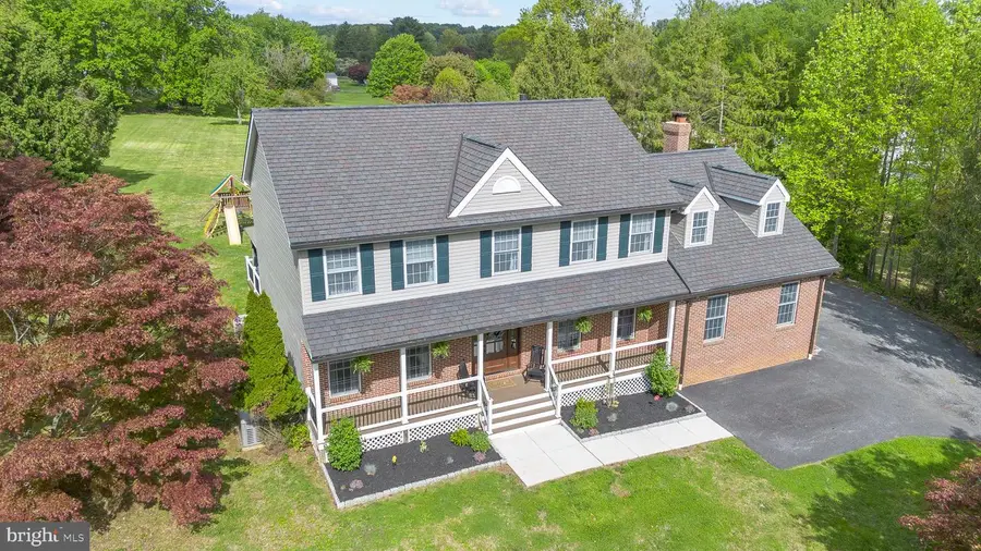 1085 Forest Ln, Glen Mills, PA 19342 - #2