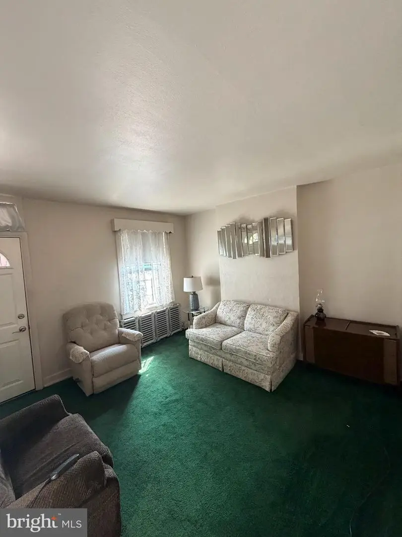 718 Upland St, Chester, PA 19013 - #3